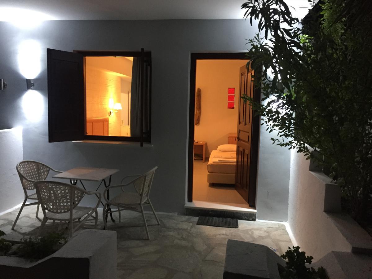 Vassilias Beach 瓦西里亚斯 外观 照片
